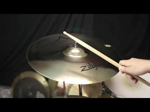 Zildjian 18" A Custom Projection Crash - 1429g