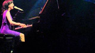 Sarah Slean performs "Duncan" Live (2011-11-20)
