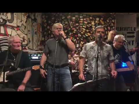 Beaton Hard - Doctor, Doctor (UFO)