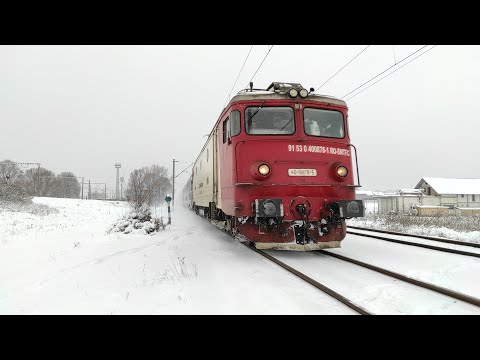 Tren R5604 Suceava Nord - Iasi trece pe la CET Suceava cu 40-0878-1 - 07.02.2021