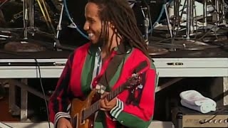 Ziggy Marley &amp; the Melody Makers - Look Who&#39;s Dancing - 9/3/1995 - Shoreline Amphitheatre (Official)