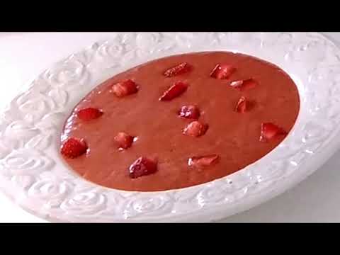 GAZPACHO DE FRESAS,( SOPA FRÍA DE FRESAS) AL AROMA DE ALBAHACA! AFRUTADO DULZÓN CON UN TOQUE ÁCIDO