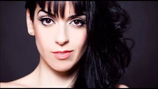 Eurovision 2014 (Spain) : Ruth Lorenzo - Dancing In The Rain (Old Studio Version)