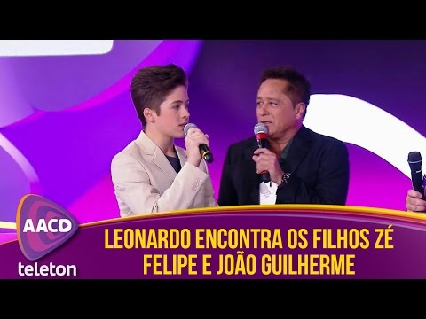 João Guilherme e Zé Felipe encontram o pai Leonardo