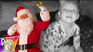 **Caught on Camera!** Brother’s Wake Up On Christmas Morning Looking For Santa! 🎅