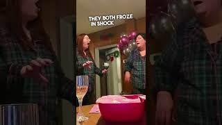 Her dad came back to sing happy new year ❤️‍🩹