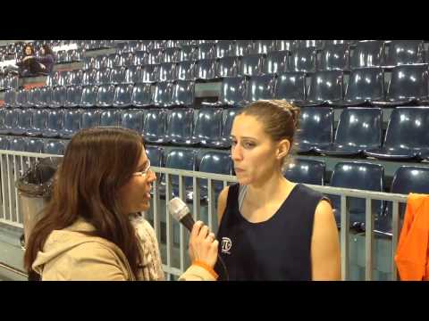 Laura Fernández jugadora del Tenerife Isla Única tras entrenamiento 23-01-2014