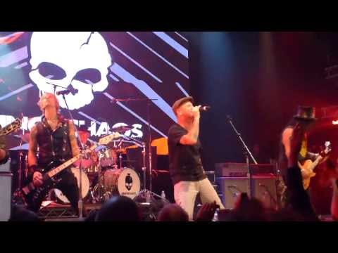 Kings of Chaos - "Slither" - Live at Avalon