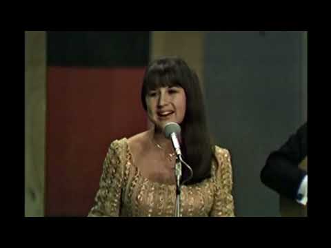 The Seekers' full performance, London Palladium