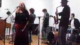 Saxifrage - Respect, feat. Beth Tuttle