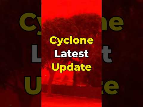 Australia Turns Red! Cyclone Narelle Triggers Apocalyptic Sky in Shark Bay