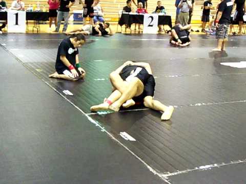 Novice jiujitsu match 1/3