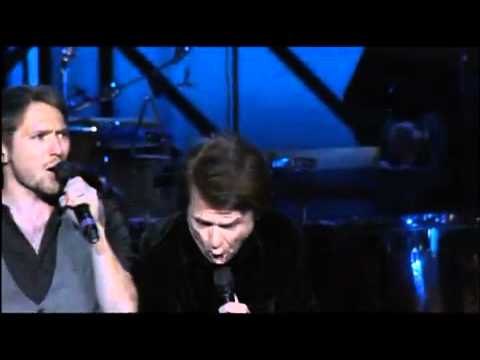 Raphael y su hijo Manuel Martos - El Cielo Puede Esperar.