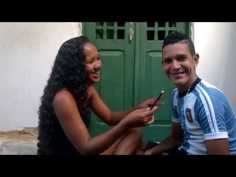 Mulher  faz seu noivo pagar maior mico..