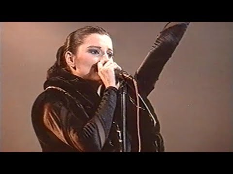 Mira Skoric - Ne daj me majko - (LIVE) - (Hala sportova 1994)
