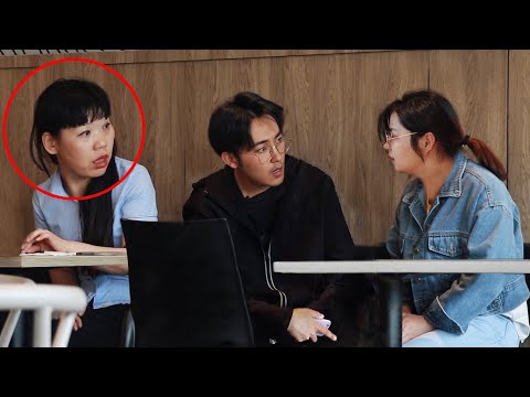 “女友不是你的寵物”當小伙對女友控制欲極強，有人看不下去了