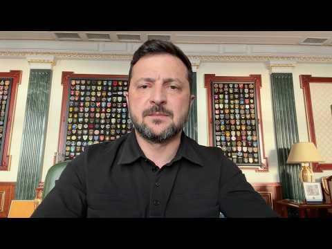 Росія повинна відчувати зростання тиску і санкцій: це і наші далекобійні санкції, і мідлстрайки, і сильні позиції на фронті – звернення Президента