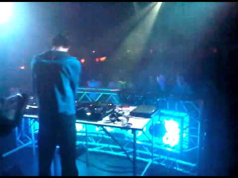 Duruz plays D-Mind - Red Death @ hardheid