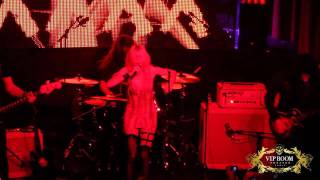 PRETTY RECKLESS LIVE ON STAGE AT VIP ROOM THEATER PARIS