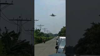 Download lagu Indonesian Air Force Fighter Jet Sukhoi SU 27/30 Landing at Jakarta mp3