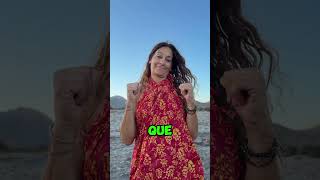 Mi MAMA CONSTRUYE un ANIMAL GIGANTE en la PLAYA!