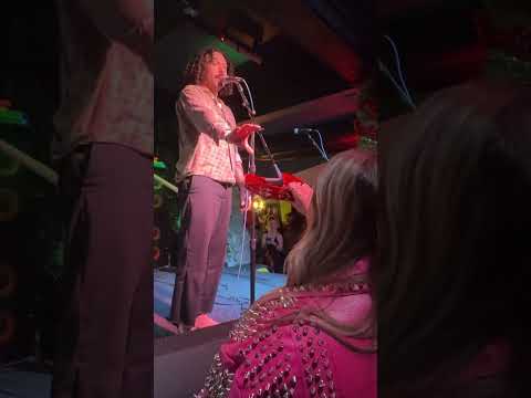 I’m with the band 😎 #youtubeshorts #subscribe #frontrowlive