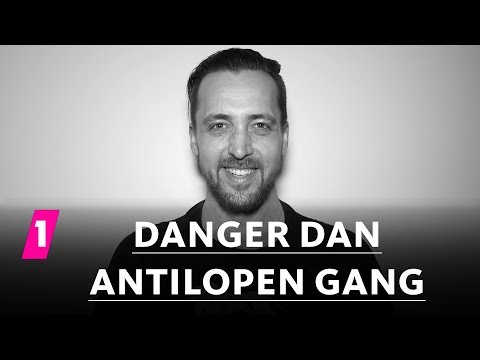 Danger Dan von der Antilopen Gang im 1LIVE Fragenhagel | 1LIVE