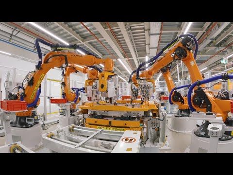 インゴルシュタット工場でのAudi Q6 e-tron製造 - バッテリー組立