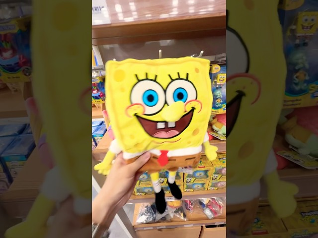 Vídeo relacionado con Nickelodeon Bob Esponja Squarepants DoodleBob Juguete de peluche coleccionista de 10 pulgadas, animal de peluche grande y suave