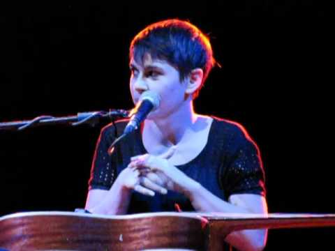 8/15 Kaki King - Bowen Island @ Livorno Rock Village, Livorno, Italy (07/07/2012)