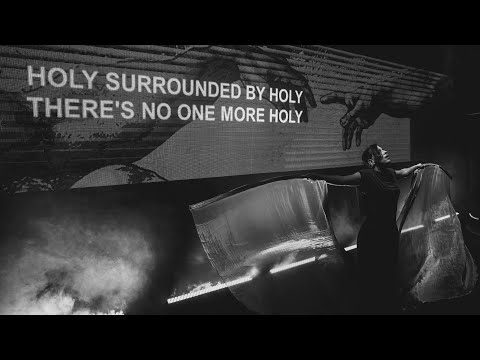 Surrounded By Holy + spontaneous | Ft. Sanne Paas