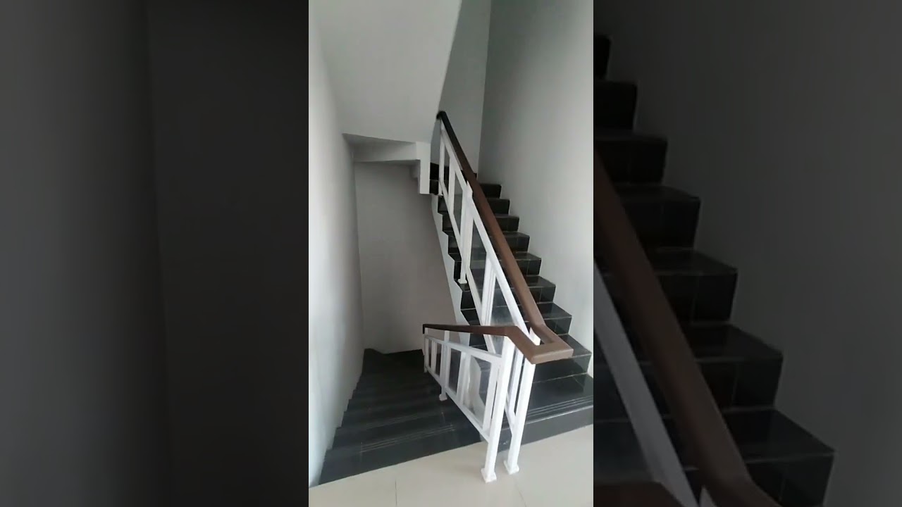 Siap Huni, Rumah, 3 Lantai, SHM, Dekat Sekolah Internasional, Ada di Lingkungan Islami