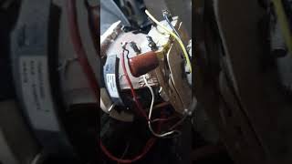 Download lagu cara melebarkan layar Tv pake capasitor mp3