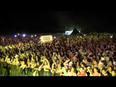 Maricarmen - La Pegatina + Alamedadosoulna + Txarango (Arenal Sound 2013)