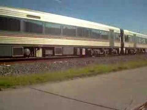 Sprinters 7014 and 7004 on the down Traralgon