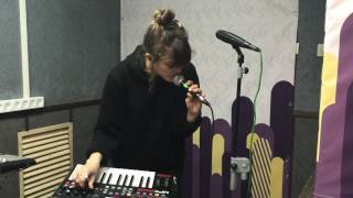 נגה ארז - Pity (חייב באולפן גלגלצ)