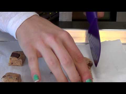 download lagu mp3 mp4 Baked Quest Bar Cookies And Cream, download lagu Baked Quest Bar Cookies And Cream gratis, unduh video klip Baked Quest Bar Cookies And Cream