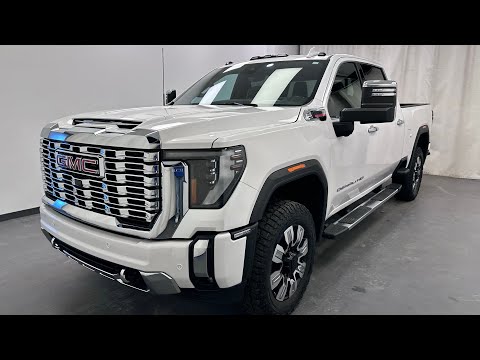 2024 GMC Sierra 2500HD in White for sale at Davis GMC Buick Lethbridge in Lethbridge, AB