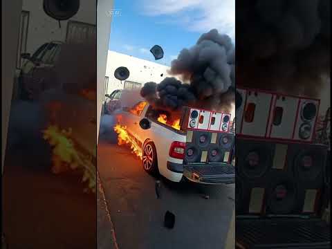 DEU RED PRA SAVEIRO COM SOM!