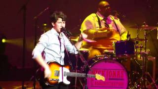 Nick Jonas &amp; The Administration - State of Emergency - 1/7/10