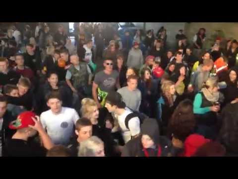 Kelvin 373 Under Yah Skirt May Bank Holiday Free Party