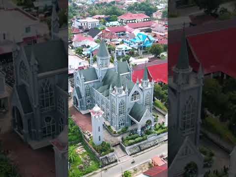 Sintang, kota kecil dengan pesona yang tak terduga! Siap untuk eksplorasi alam dan budaya yang kaya di Kalimantan Barat?...