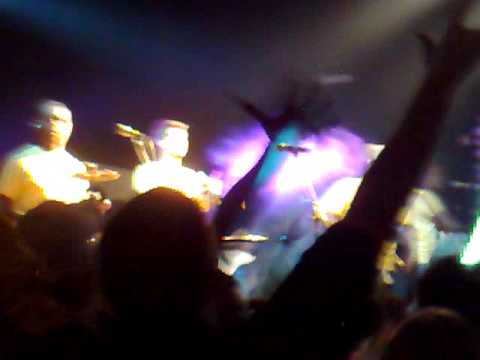 ECONOMÍADAS 2009 - FEA PUC (MOLEJÃO CANTANDO CHUPA MACKENZIE!!!!!)