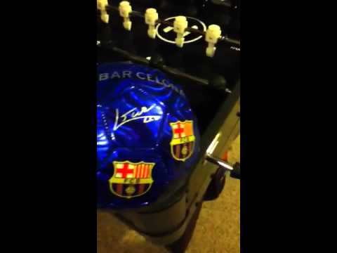 download lagu mp3 mp4 Dhoni Autographed Ball, download lagu Dhoni Autographed Ball gratis, unduh video klip Dhoni Autographed Ball