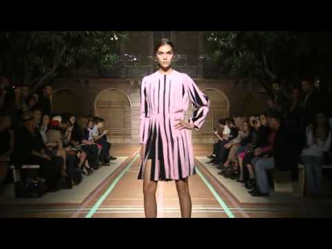 Versus ➤ Spring/Summer 2012 Full Fashion Show