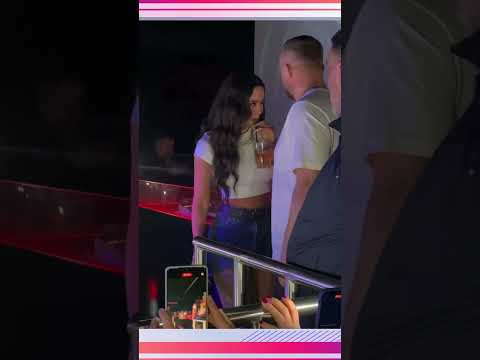 Dafina Zeqiri bën të papriturën në koncert, i dashuri prezent ajo i bën me sy fansit😮#viral #shorts