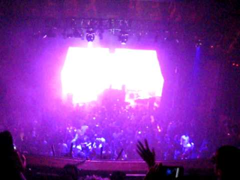 (36/43) Gareth Emery - Northern Lights Concert: Delerium vs Gareth Emery - This Is That Silence