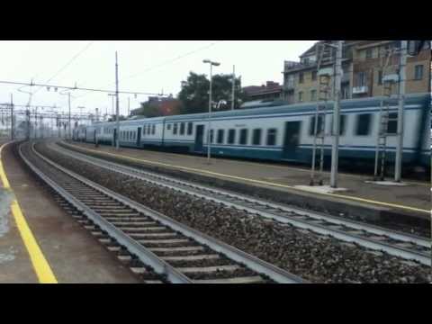 regionale a piano ribassato in transito a lambrate con e464