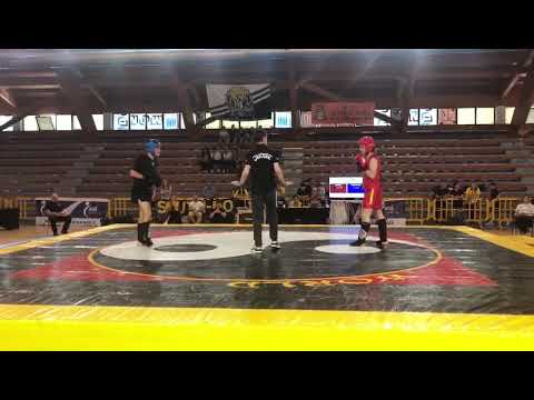 1° Round semifinale Light Sanda Juniores 15/17 anni -65 kg maschile vinto da Mirko (nero)