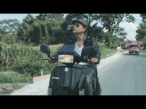 COCONUT DANCER - LEGENDA (OFFICIAL VIDEO CLIP)